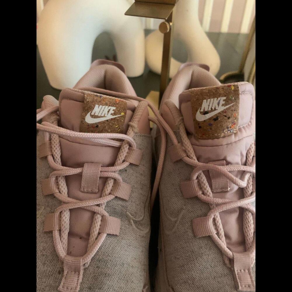Women’s Nike